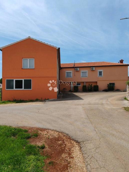 Hiša Tinjan, 332m2