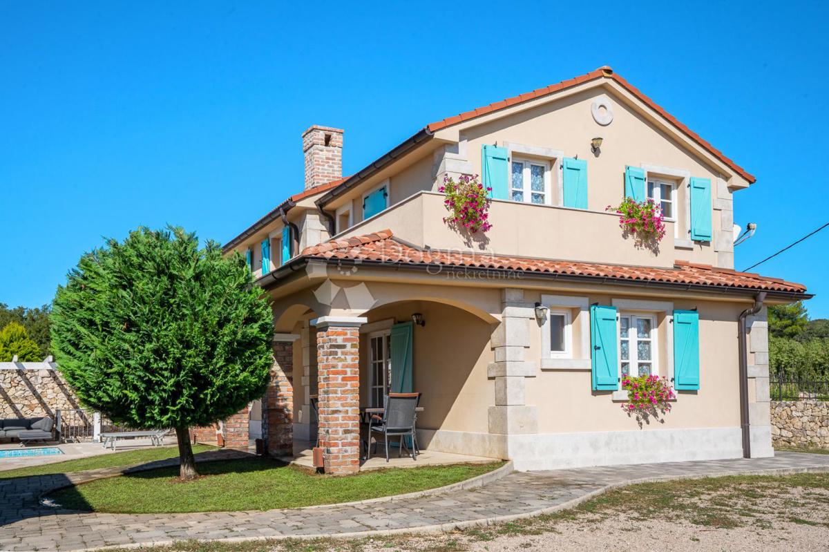 Hiša Dobrinj, 180m2