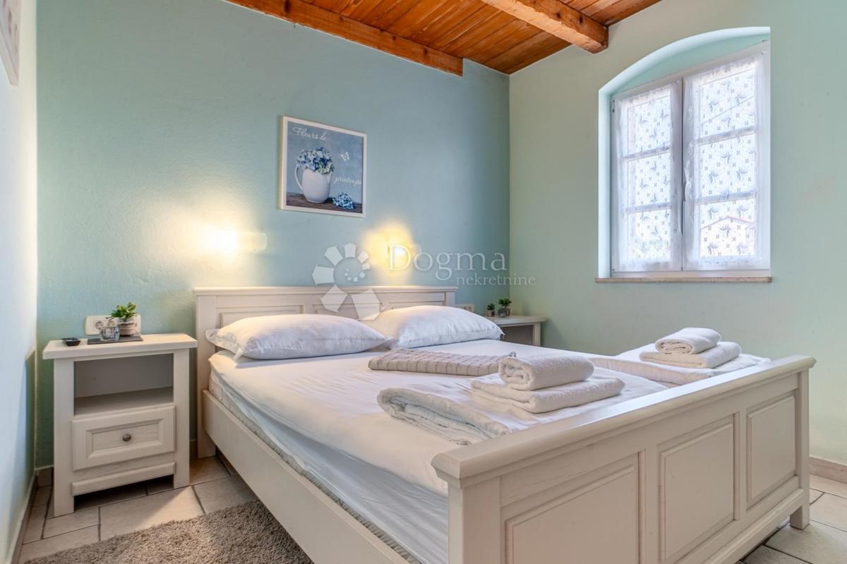 Hiša Dobrinj, 180m2