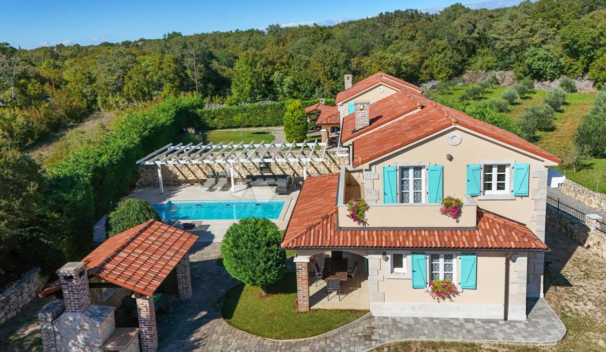 Hiša Dobrinj, 180m2