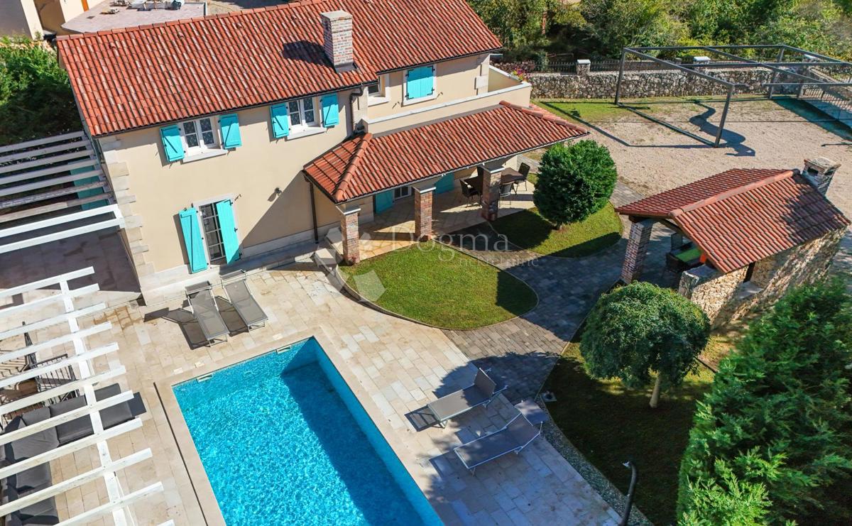 Hiša Dobrinj, 180m2