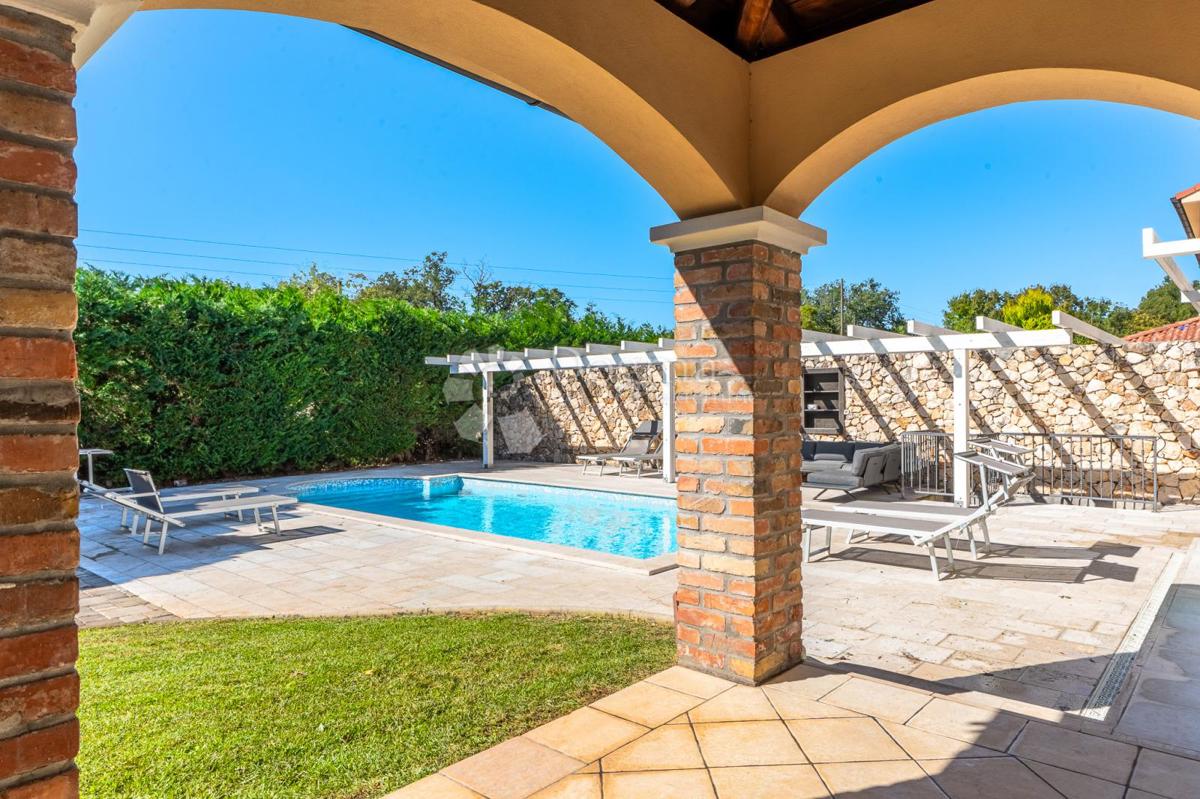 Hiša Dobrinj, 180m2