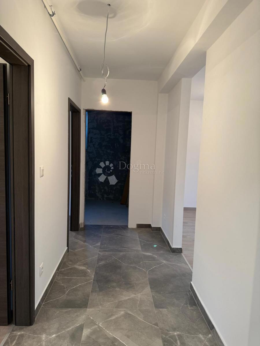 Stanovanje Centar, Varaždin, 74,45m2