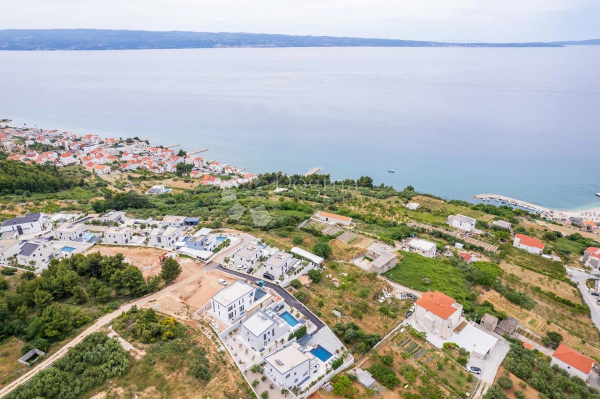 Hiša Podstrana, 243,70m2