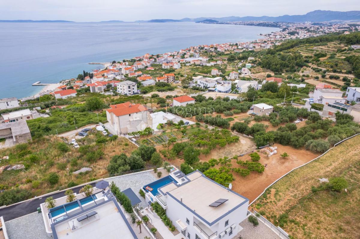 Hiša Podstrana, 243,70m2
