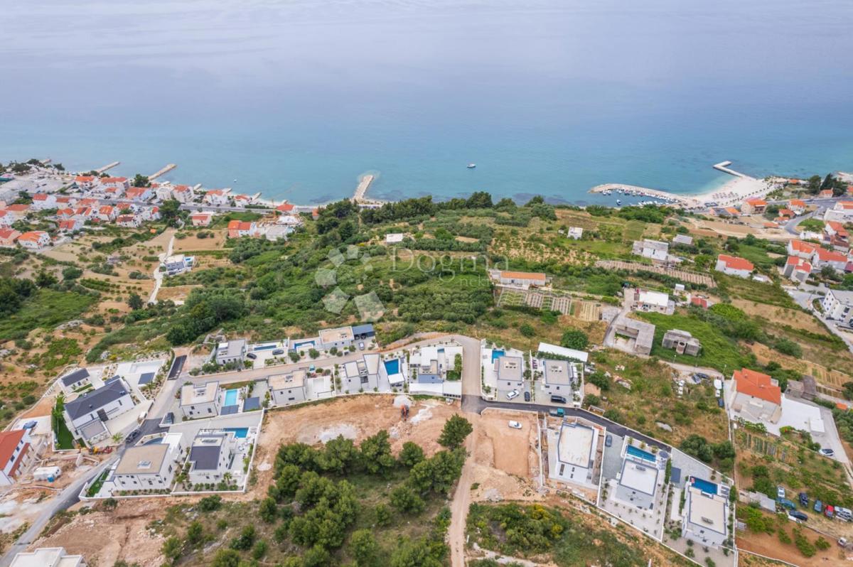 Hiša Podstrana, 243,70m2