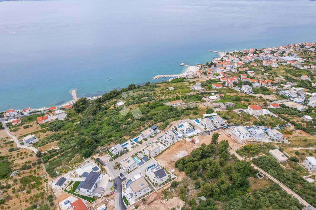 Hiša Podstrana, 243,70m2