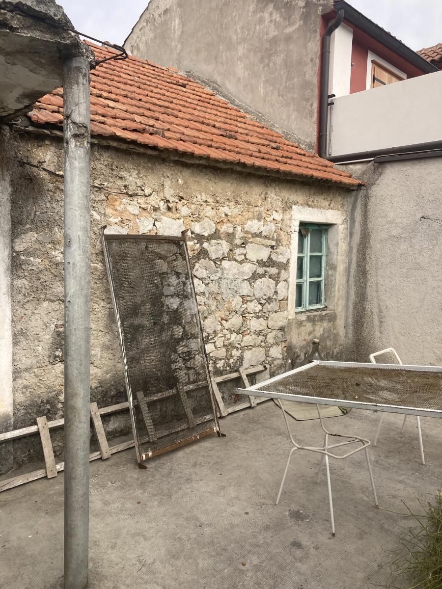 Hiša Skradin, 200m2