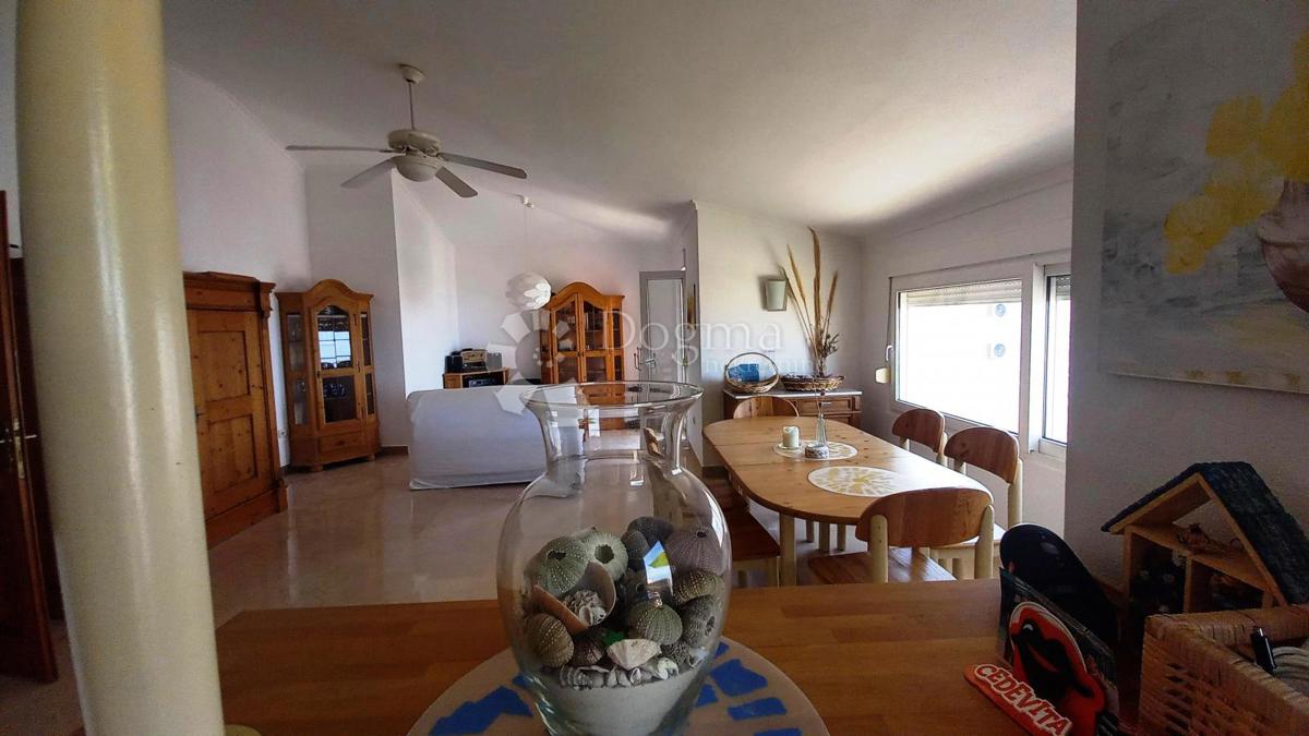 Stanovanje Makarska, 70m2