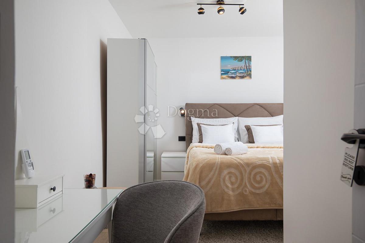 Popolnoma prenovljeno stanovanje s pogledom na Areno!