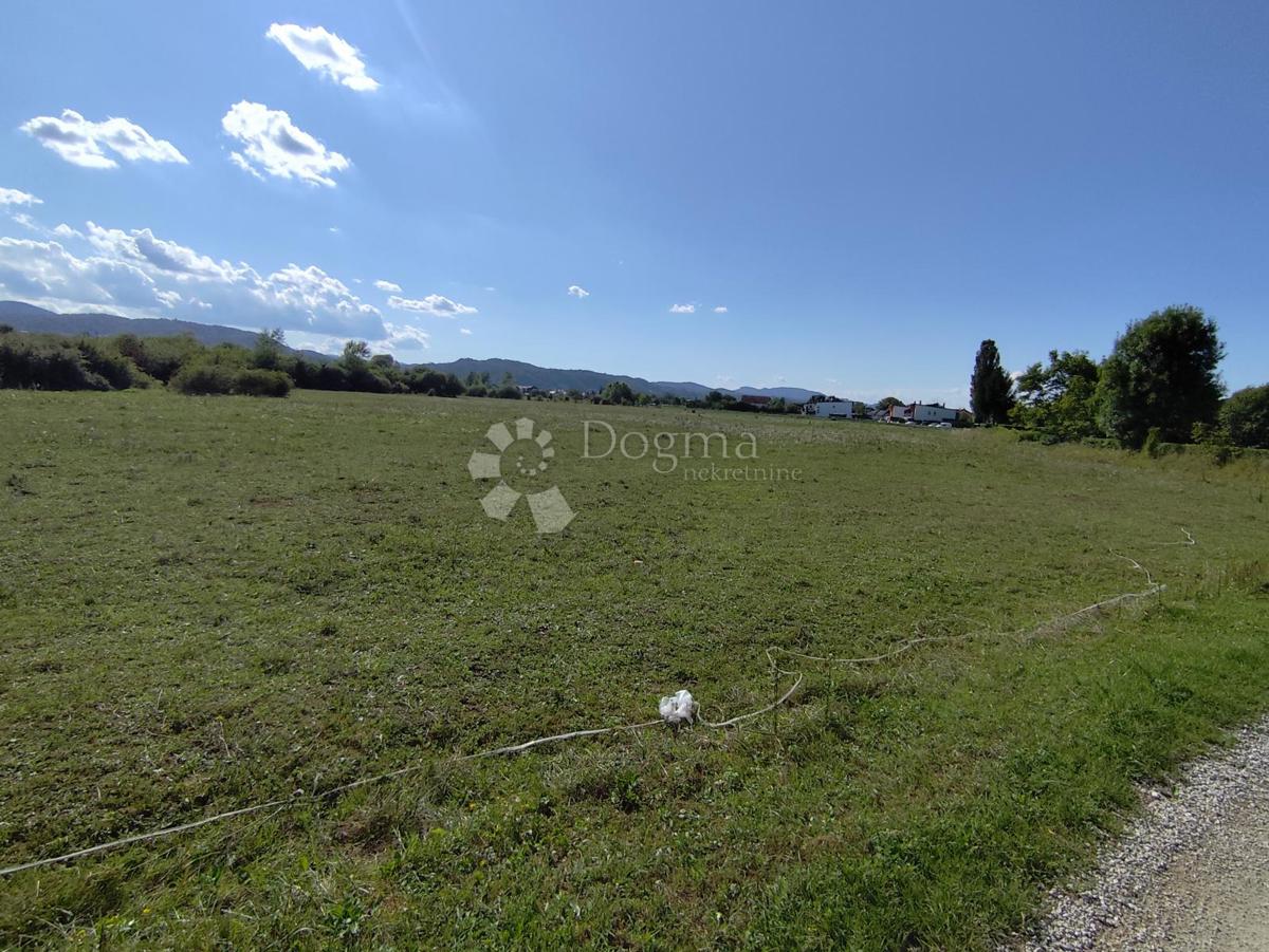 Kmetijsko zemljišče Domaslovec, Samobor - Okolica, 2.045m2