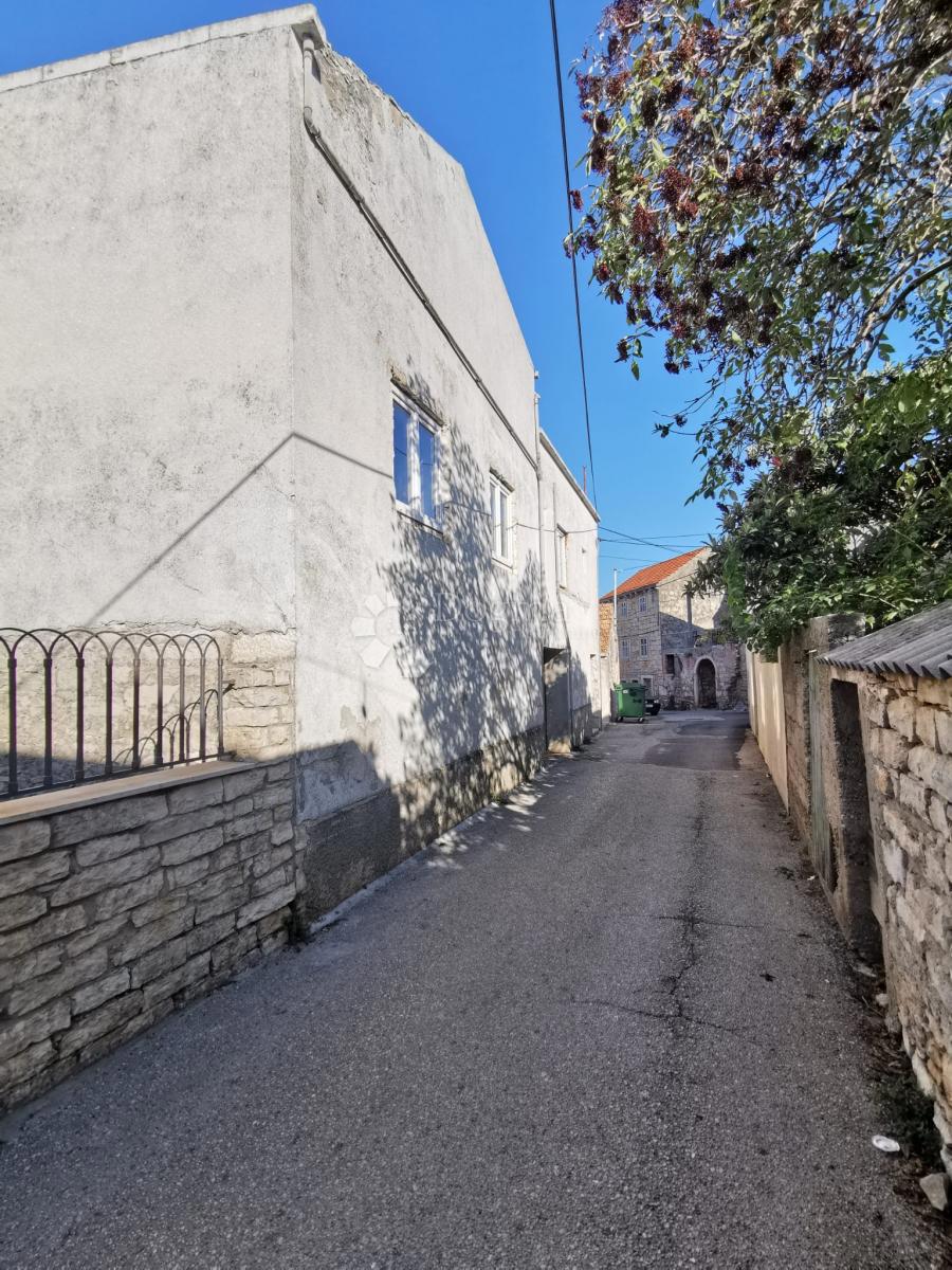 Hiša Vela Luka, 176m2