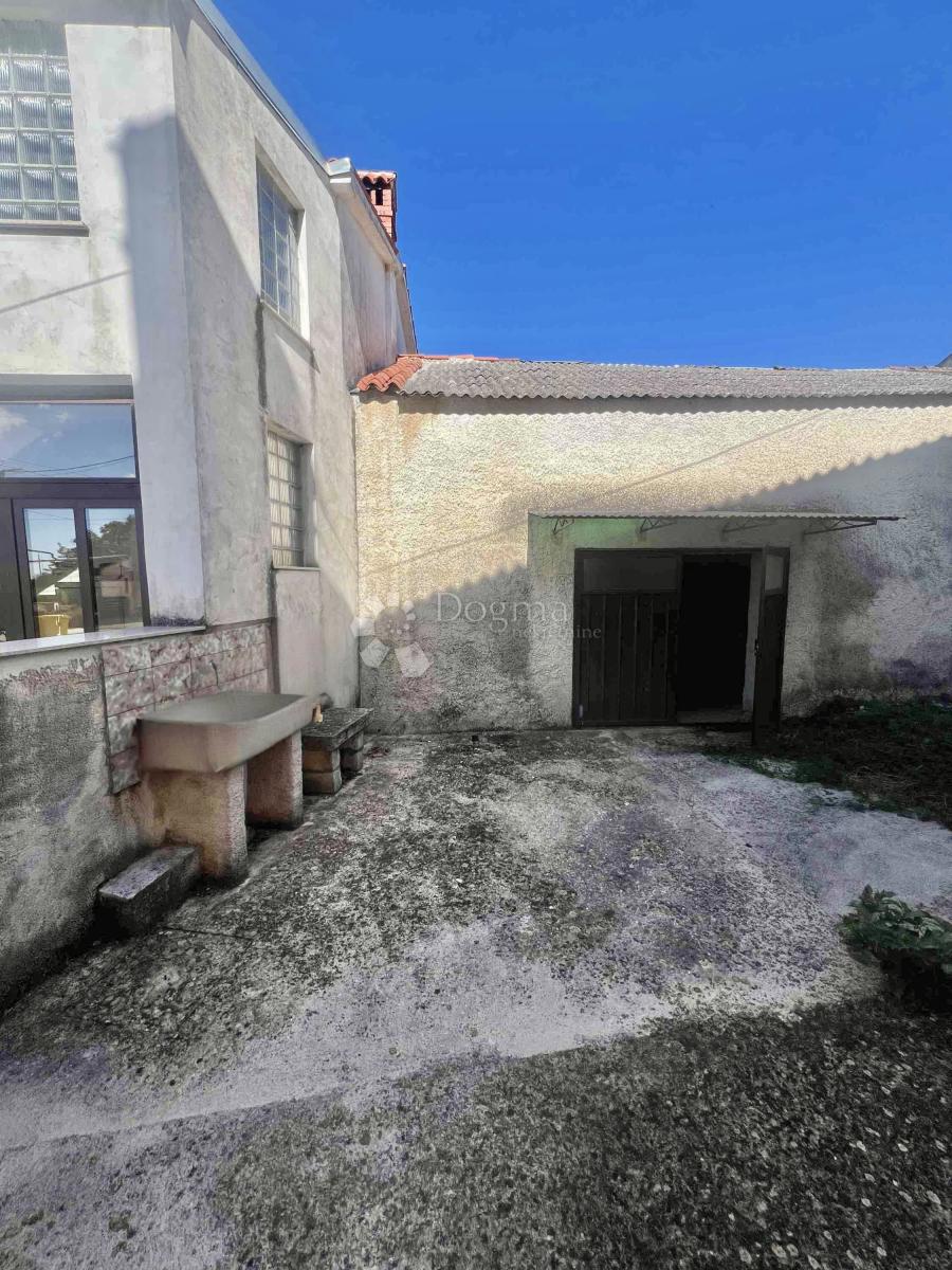 Hiša Cokuni, Marčana, 79m2