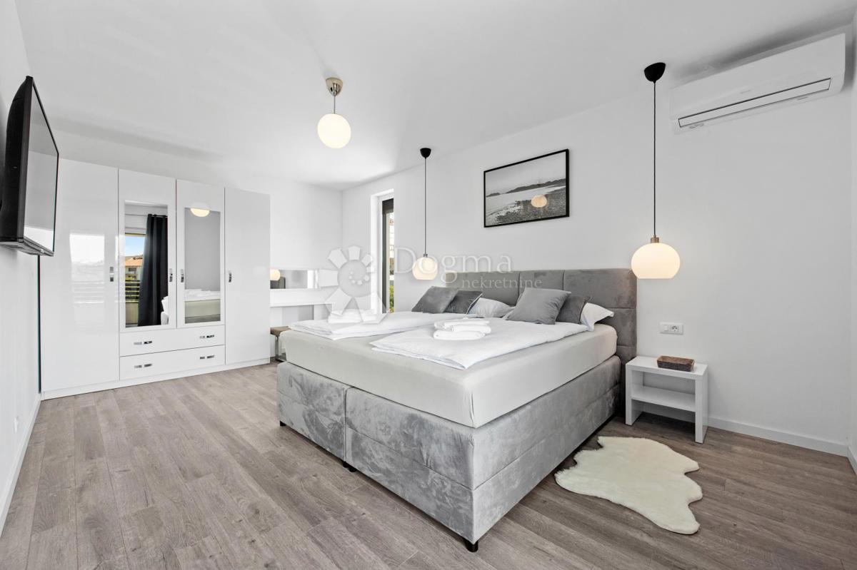 Hiša Medulin, 360m2