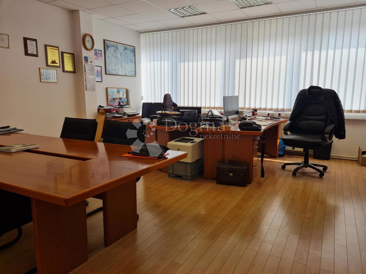 Poslovni prostor Jarun, Trešnjevka - Jug, 222m2
