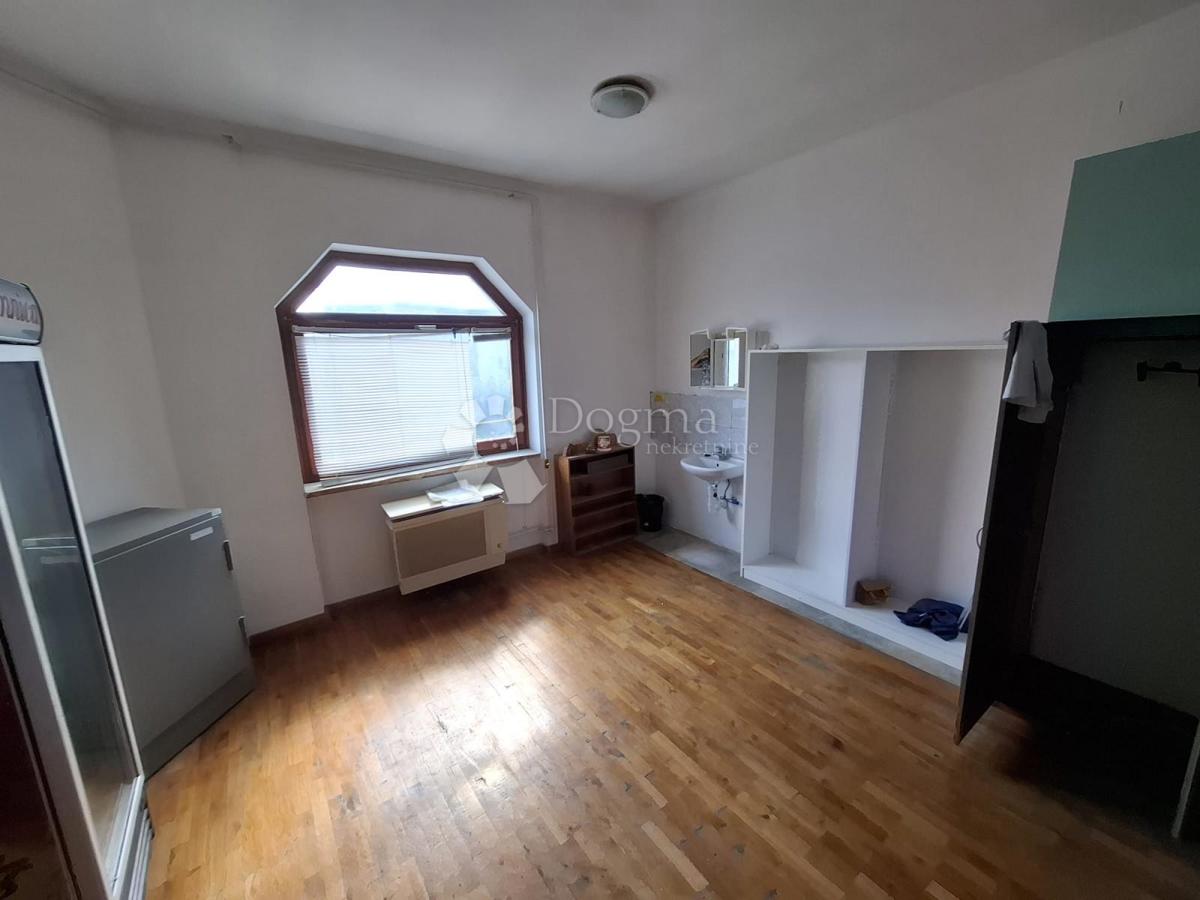 Hiša Harmica, Brdovec, 600m2