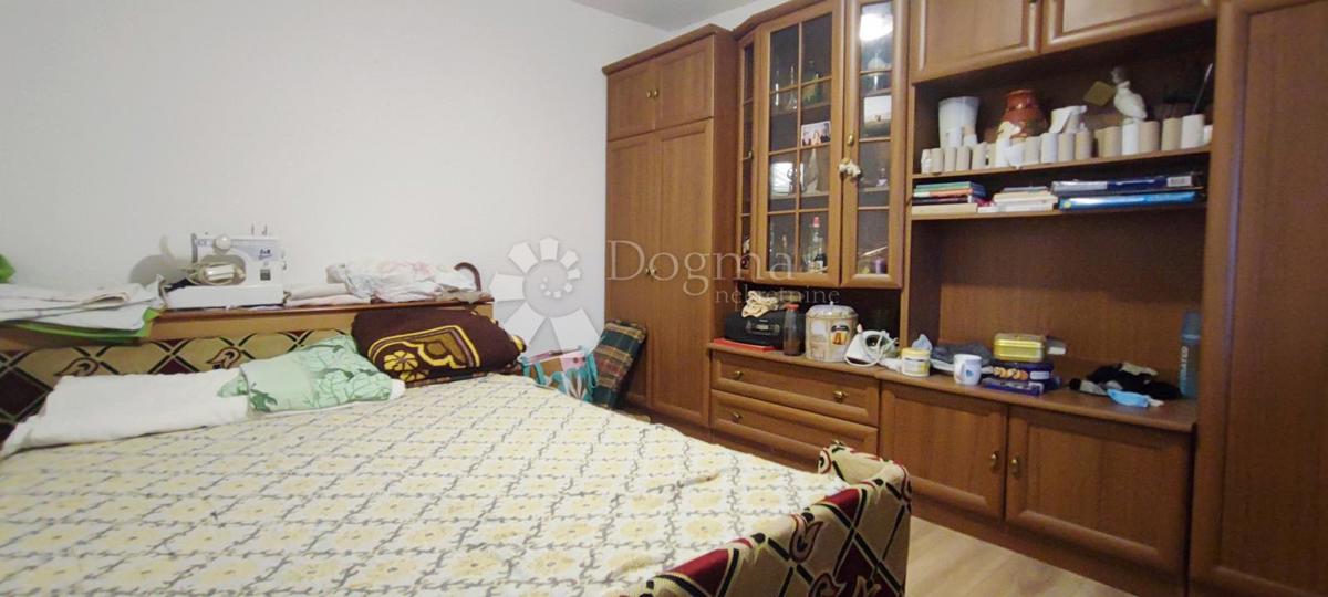 Hiša Kozari put, Peščenica - Žitnjak, 300m2