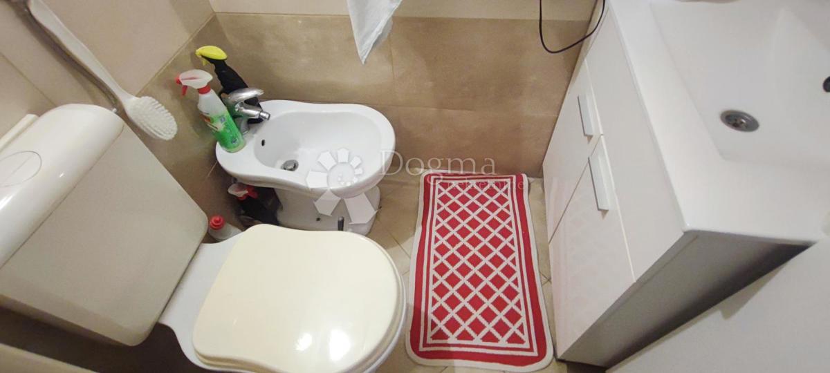 Hiša Kozari put, Peščenica - Žitnjak, 300m2
