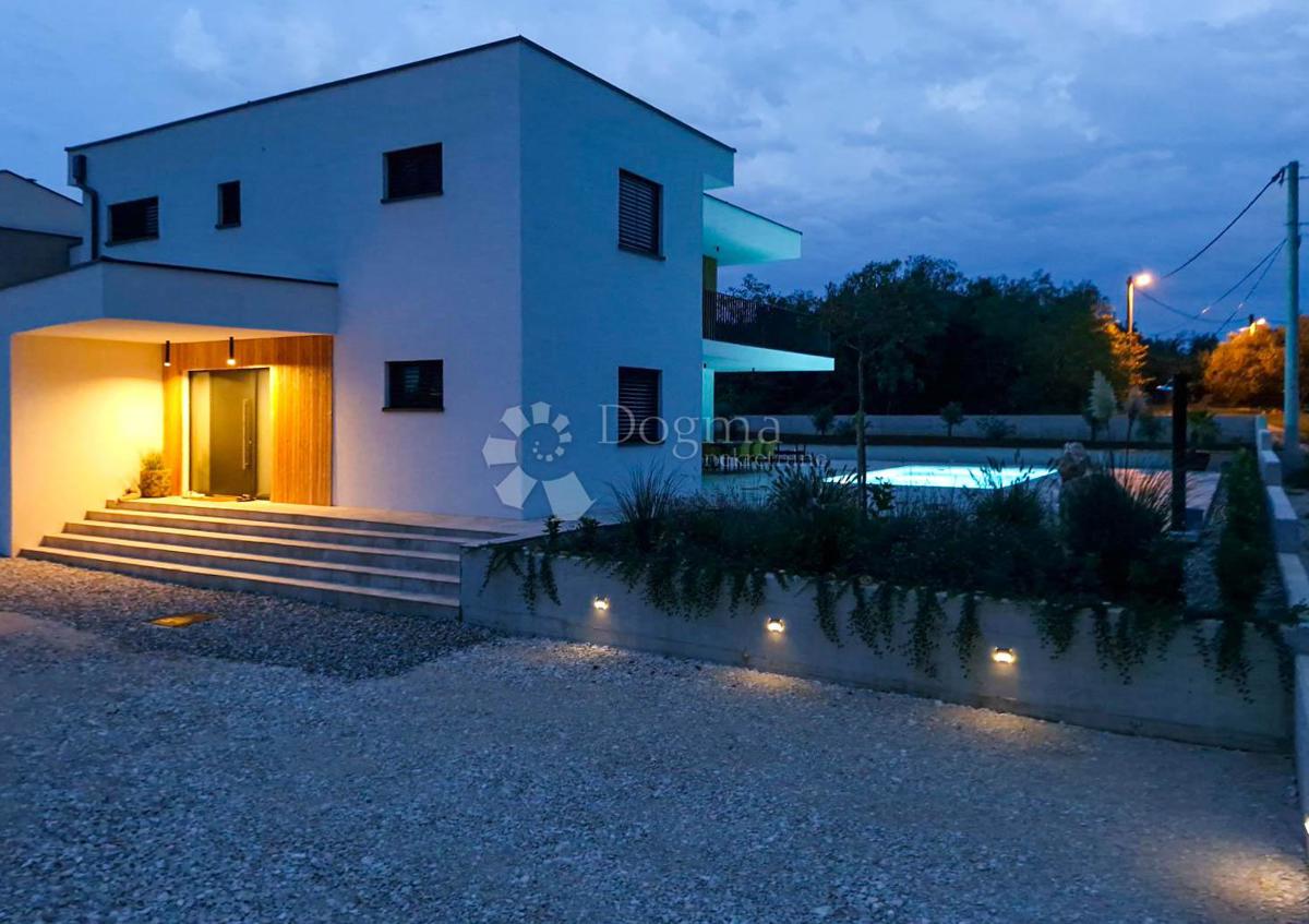 Hiša Umag, 190m2