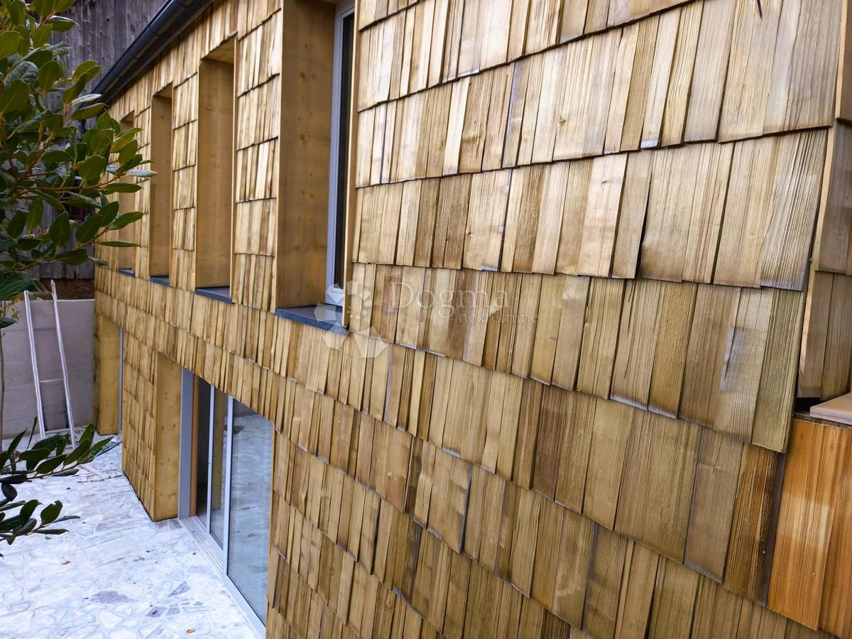 Hiša Ravna Gora, 144m2