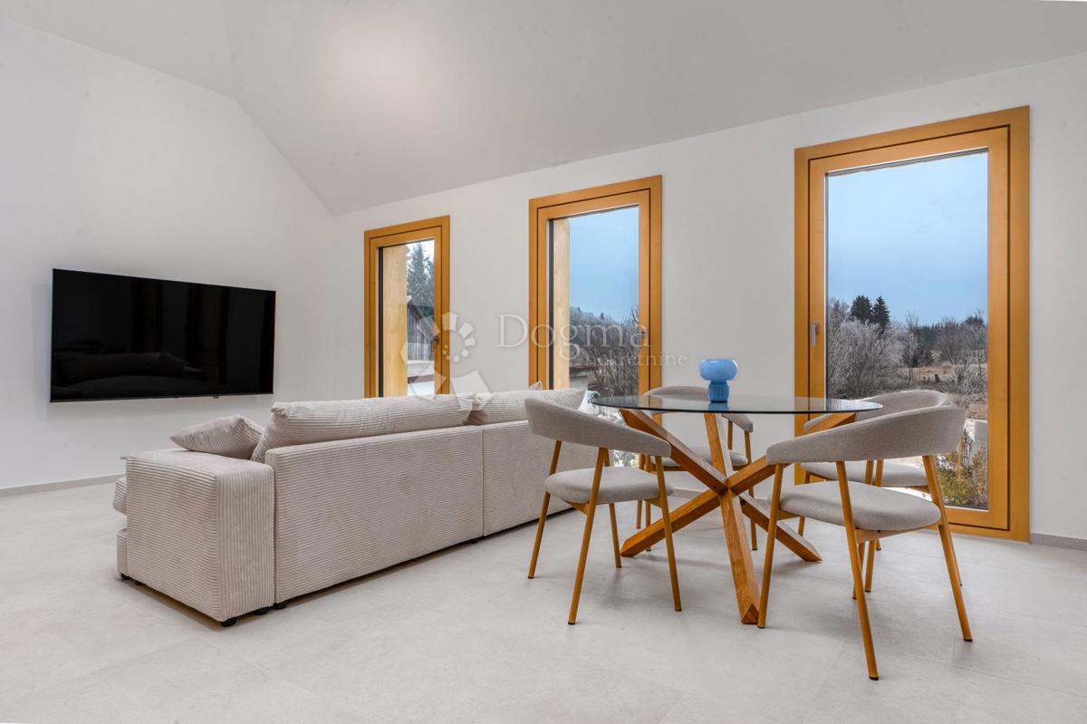 Hiša Ravna Gora, 144m2