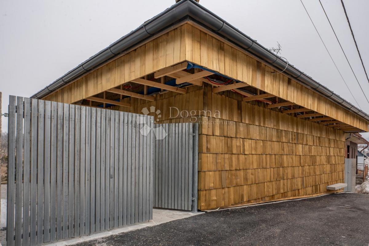 Hiša Ravna Gora, 144m2