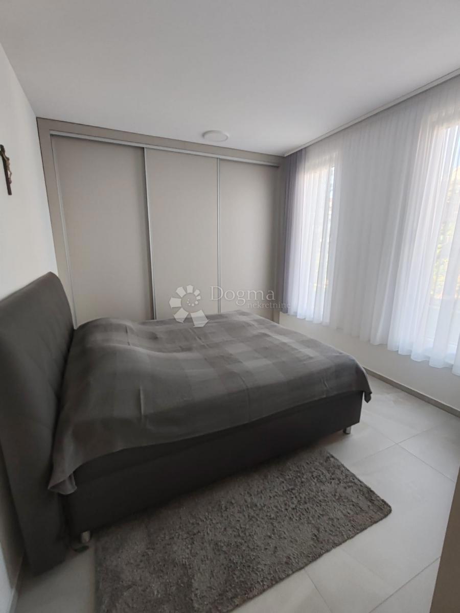 Hiša Vodice, 139m2