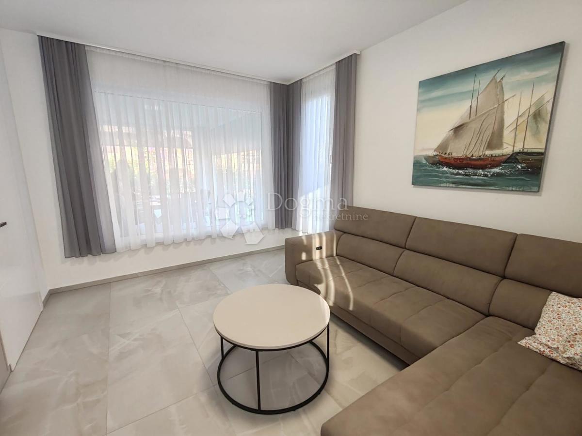 Hiša Vodice, 139m2