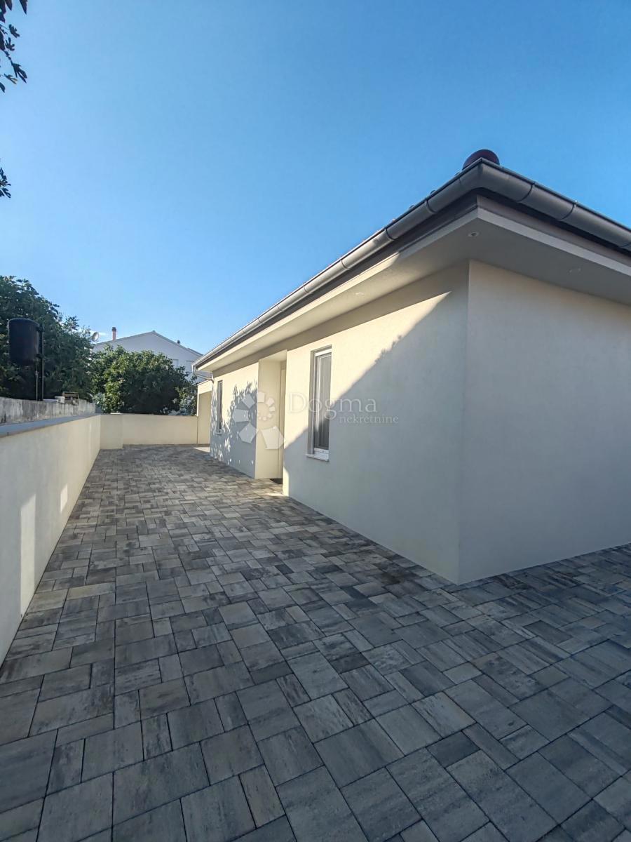Hiša Vodice, 139m2