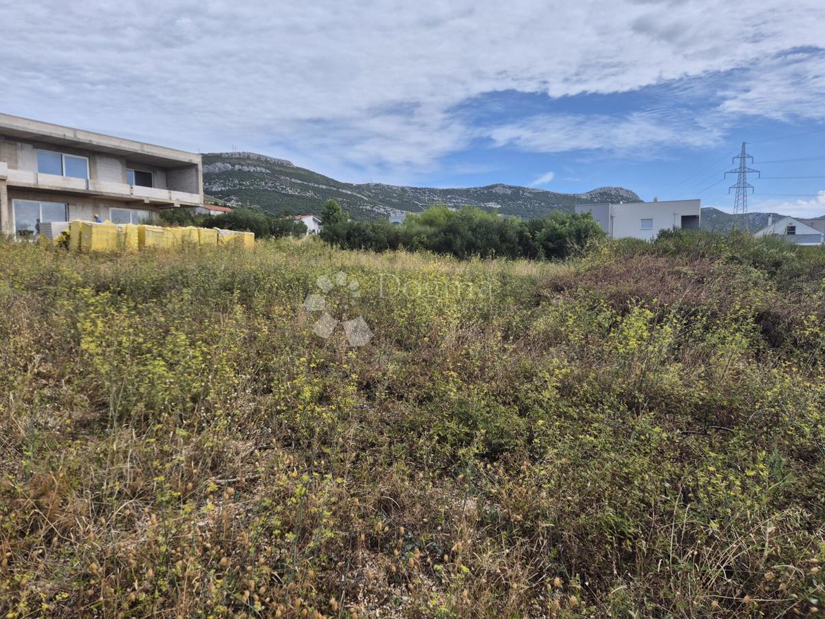 Zazidljivo zemljišče Kaštel Novi, Kaštela, 2.200m2