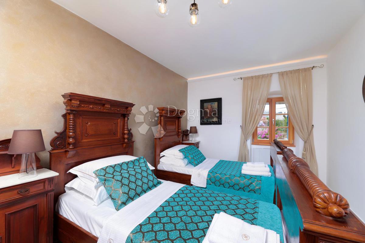 Hiša Molat, Zadar - Okolica, 280m2