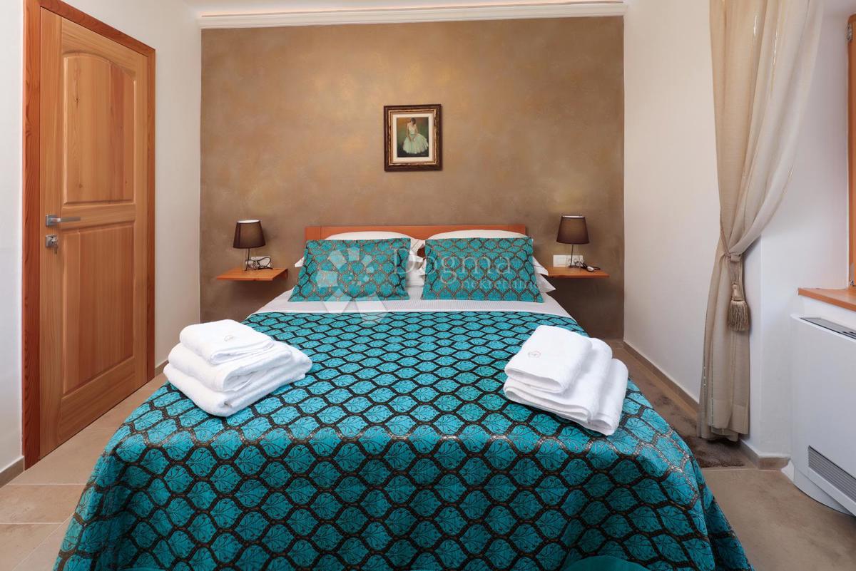 Hiša Molat, Zadar - Okolica, 280m2