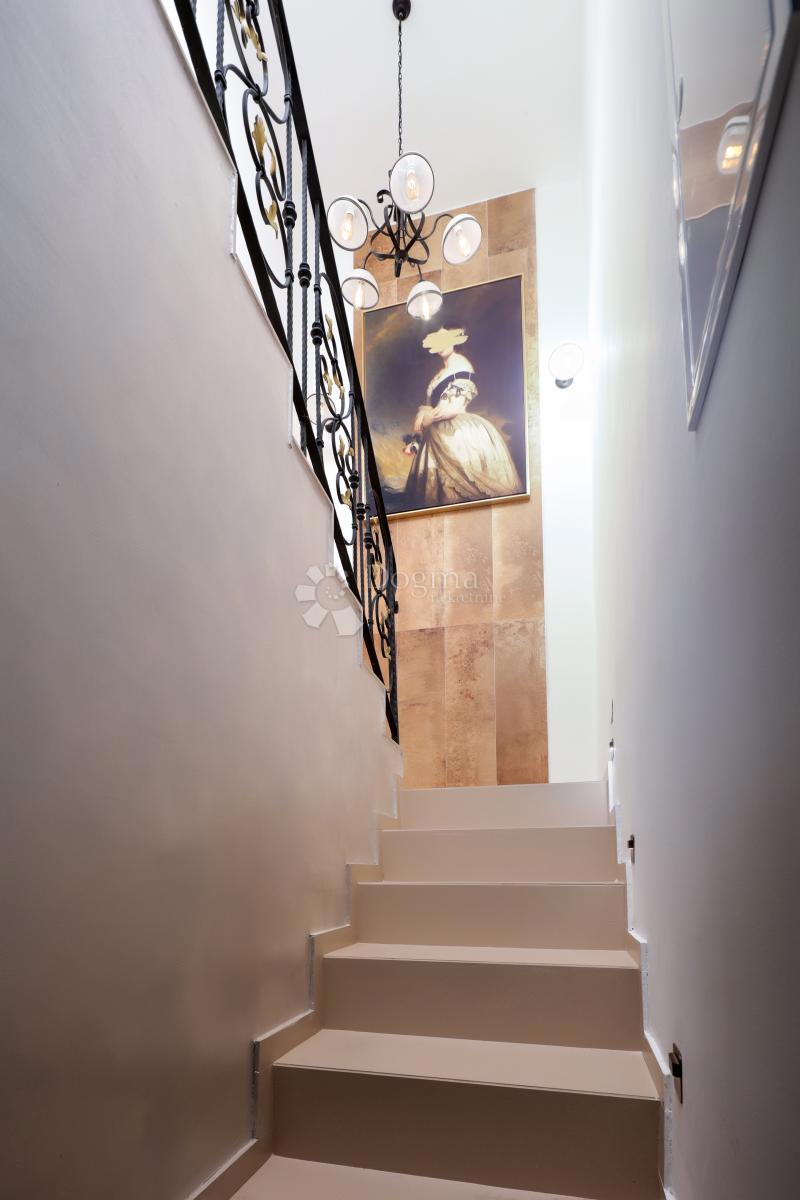 Hiša Molat, Zadar - Okolica, 280m2