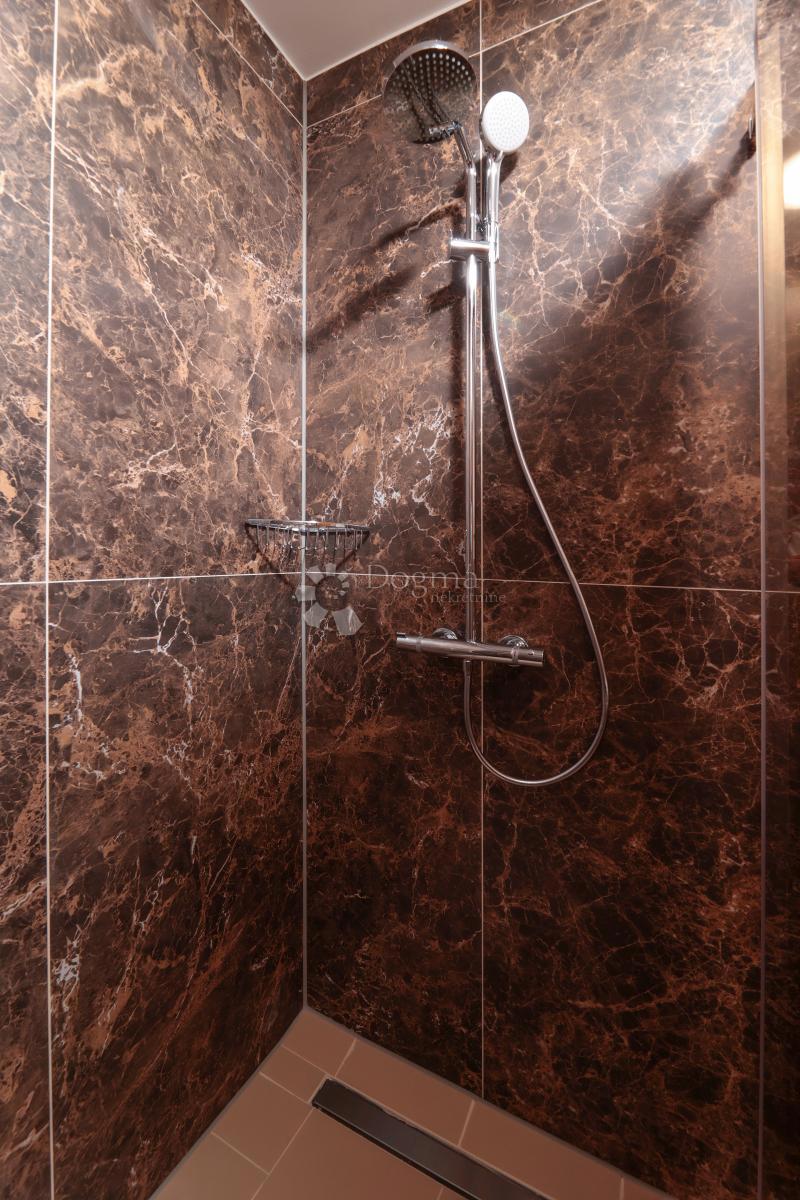 Hiša Molat, Zadar - Okolica, 280m2