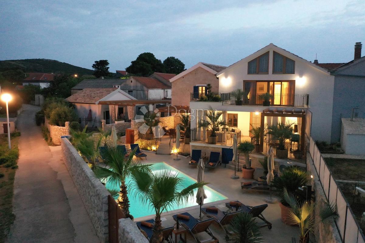 Hiša Molat, Zadar - Okolica, 280m2