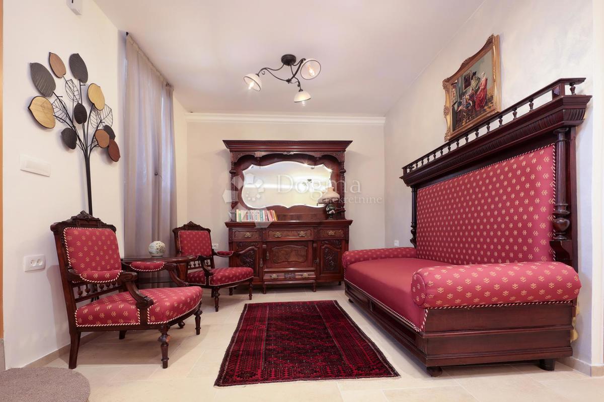 Hiša Molat, Zadar - Okolica, 280m2