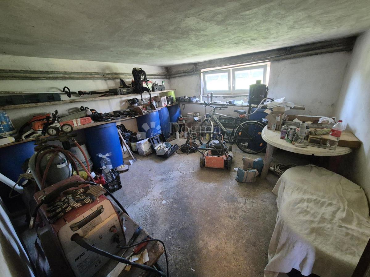 Hiša Radakovo, Kraljevec Na Sutli, 286m2