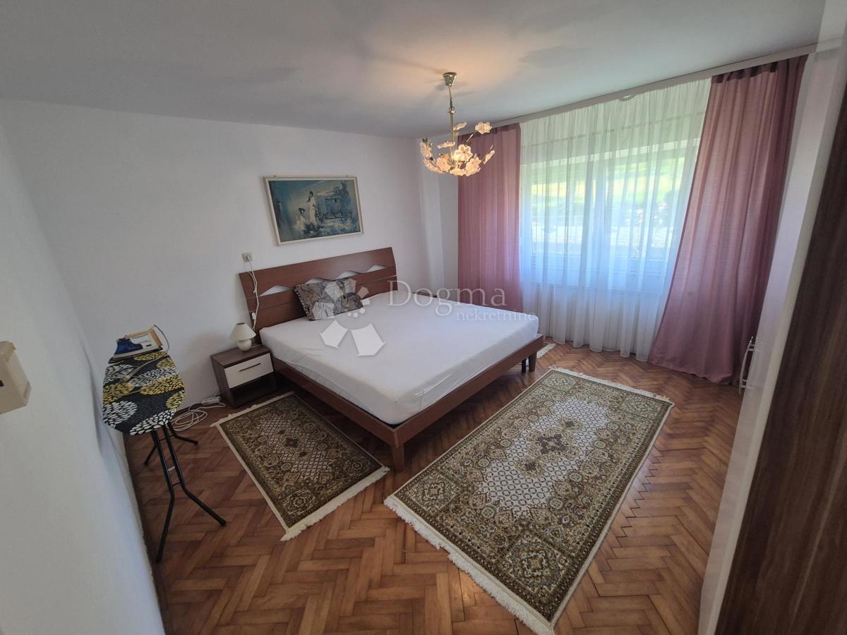 Hiša Radakovo, Kraljevec Na Sutli, 286m2