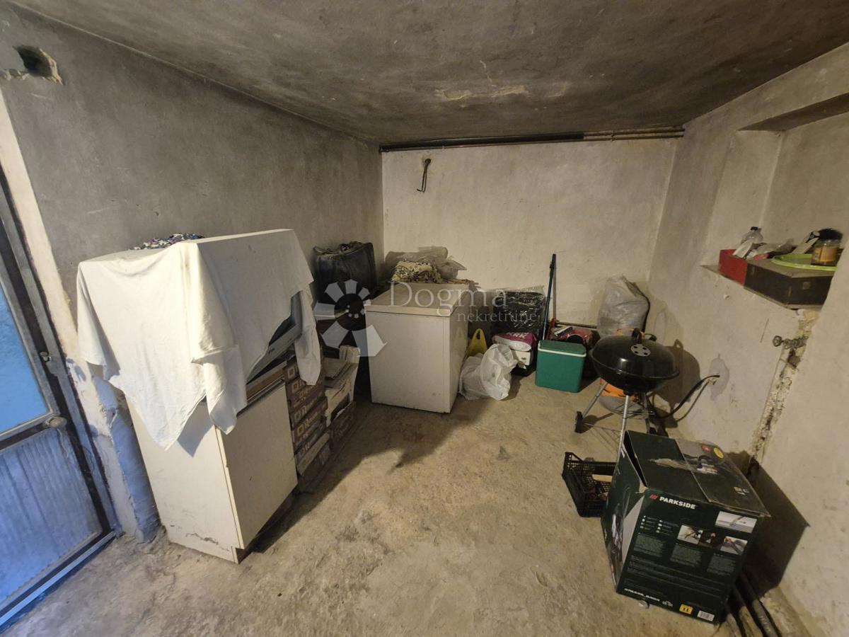 Hiša Radakovo, Kraljevec Na Sutli, 286m2