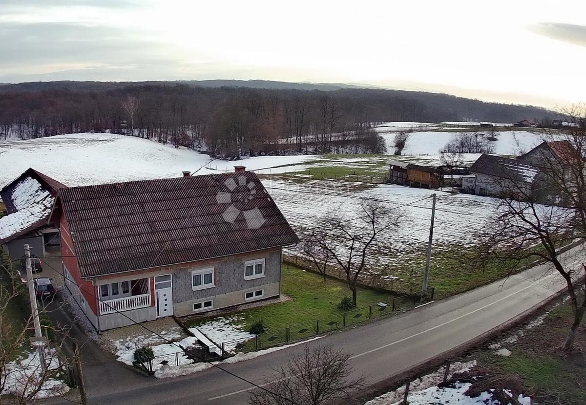 Hiša Radakovo, Kraljevec Na Sutli, 286m2