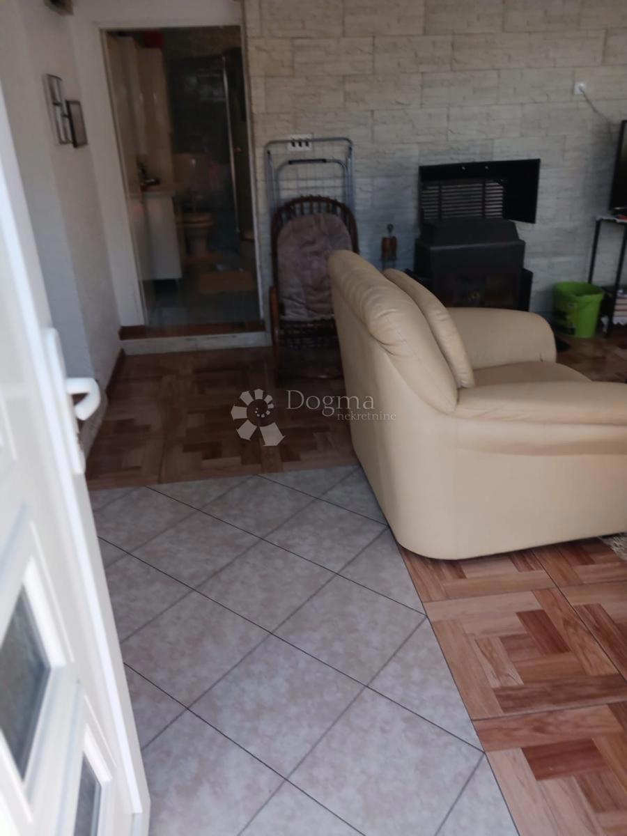 Hiša Radakovo, Kraljevec Na Sutli, 286m2