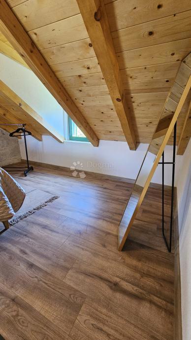 Hiša Kaštel Sućurac, Kaštela, 60m2