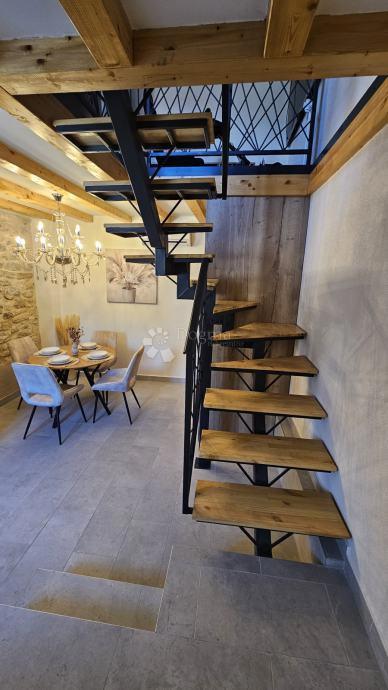 Hiša Kaštel Sućurac, Kaštela, 60m2