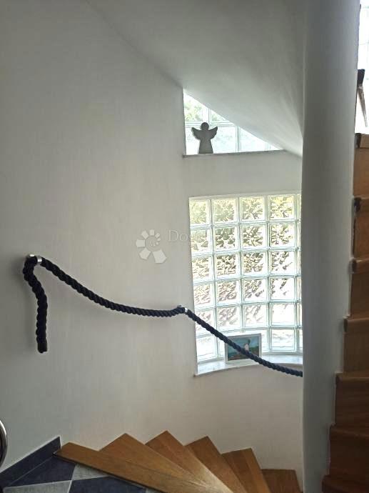 Hiša Lučko, Novi Zagreb - Zapad, 228m2