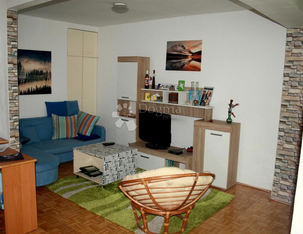 Hiša Kromosovo naselje, Velika Gorica, 167m2