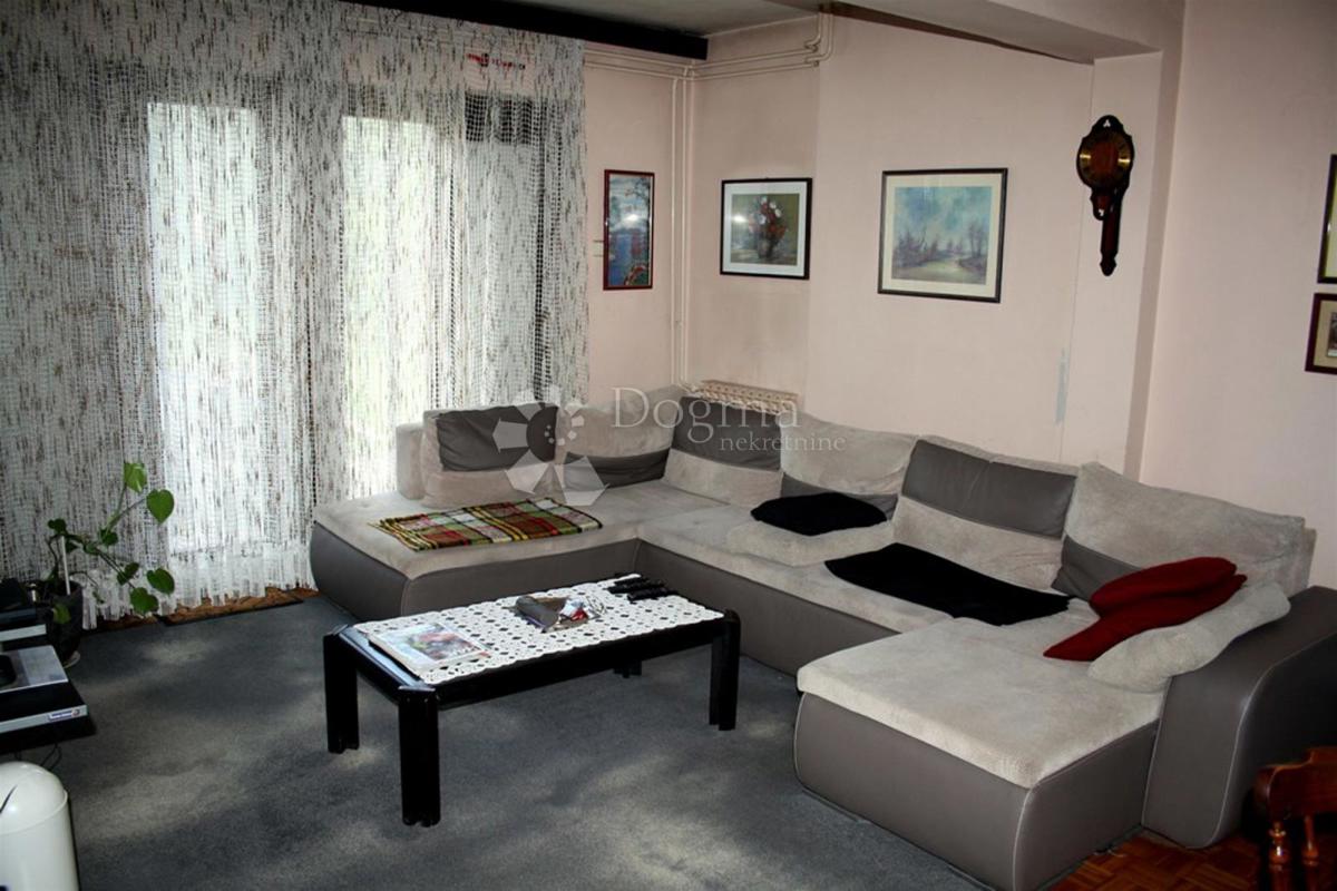 Hiša Kromosovo naselje, Velika Gorica, 167m2