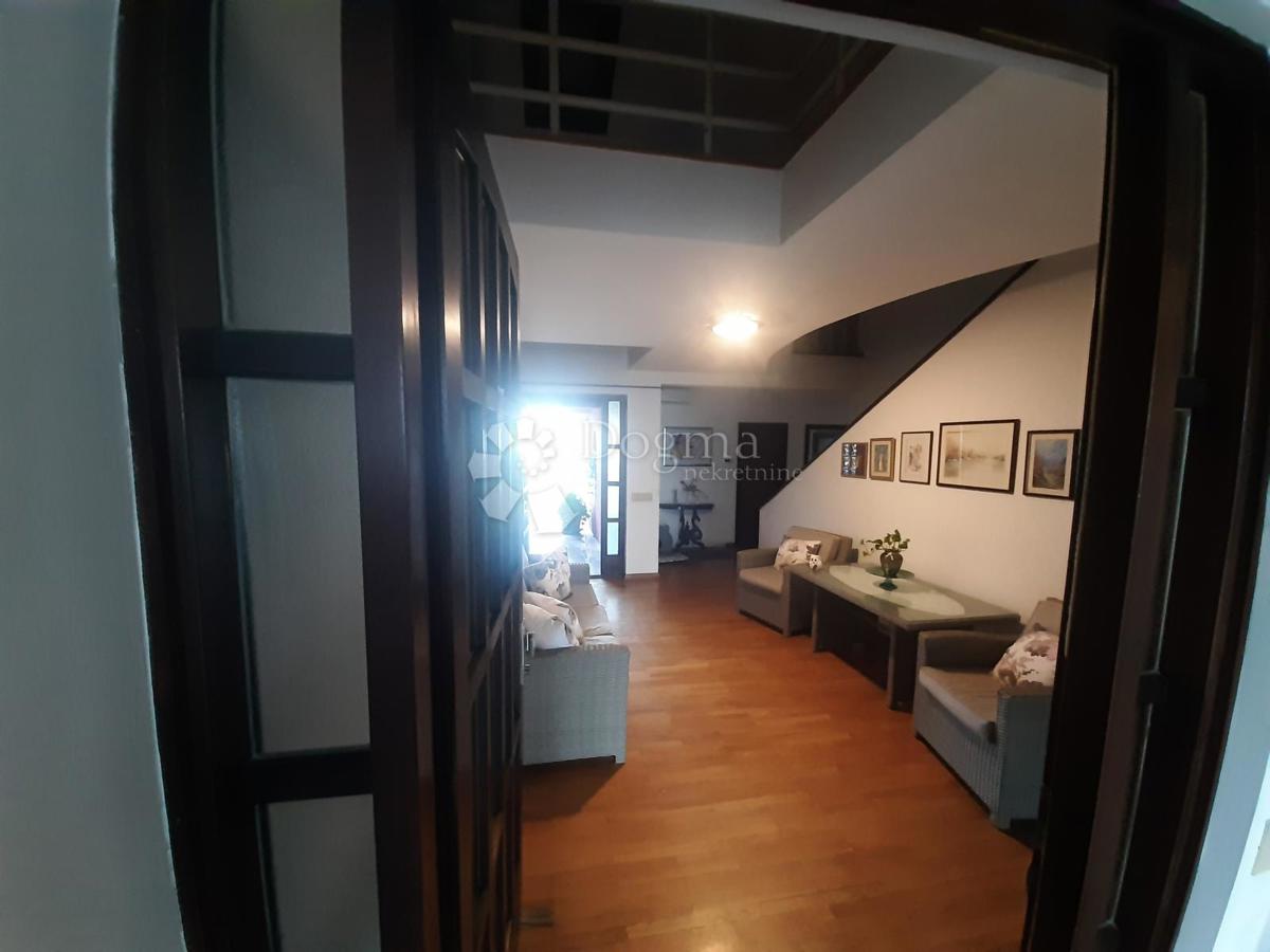 Hiša Lučko, Novi Zagreb - Zapad, 500m2