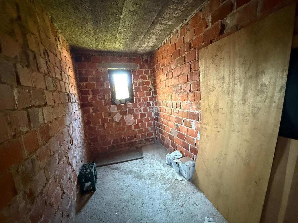 Hiša Centar, Gospić, GOSPIĆ CENTAR, 120m2