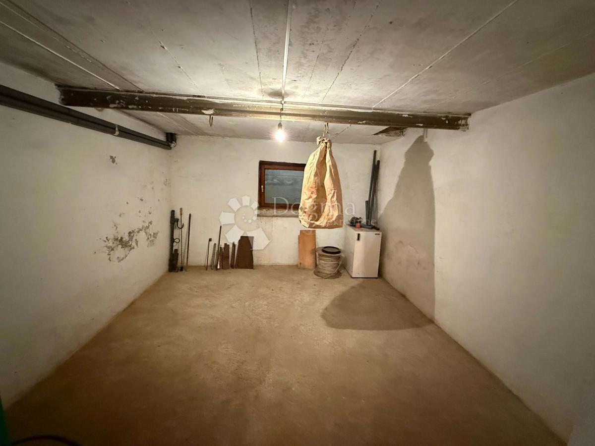 Hiša Centar, Gospić, GOSPIĆ CENTAR, 120m2