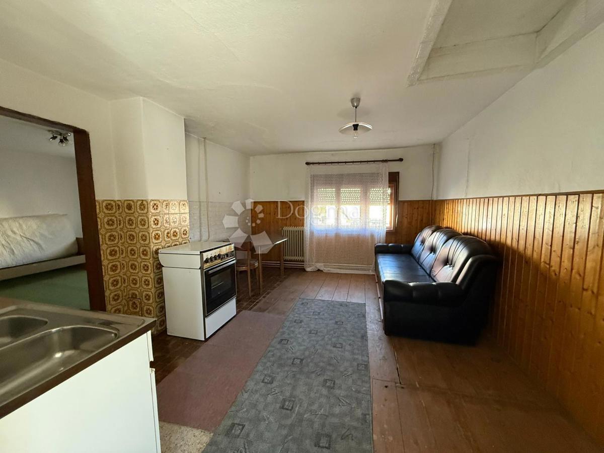 Hiša Centar, Gospić, GOSPIĆ CENTAR, 120m2